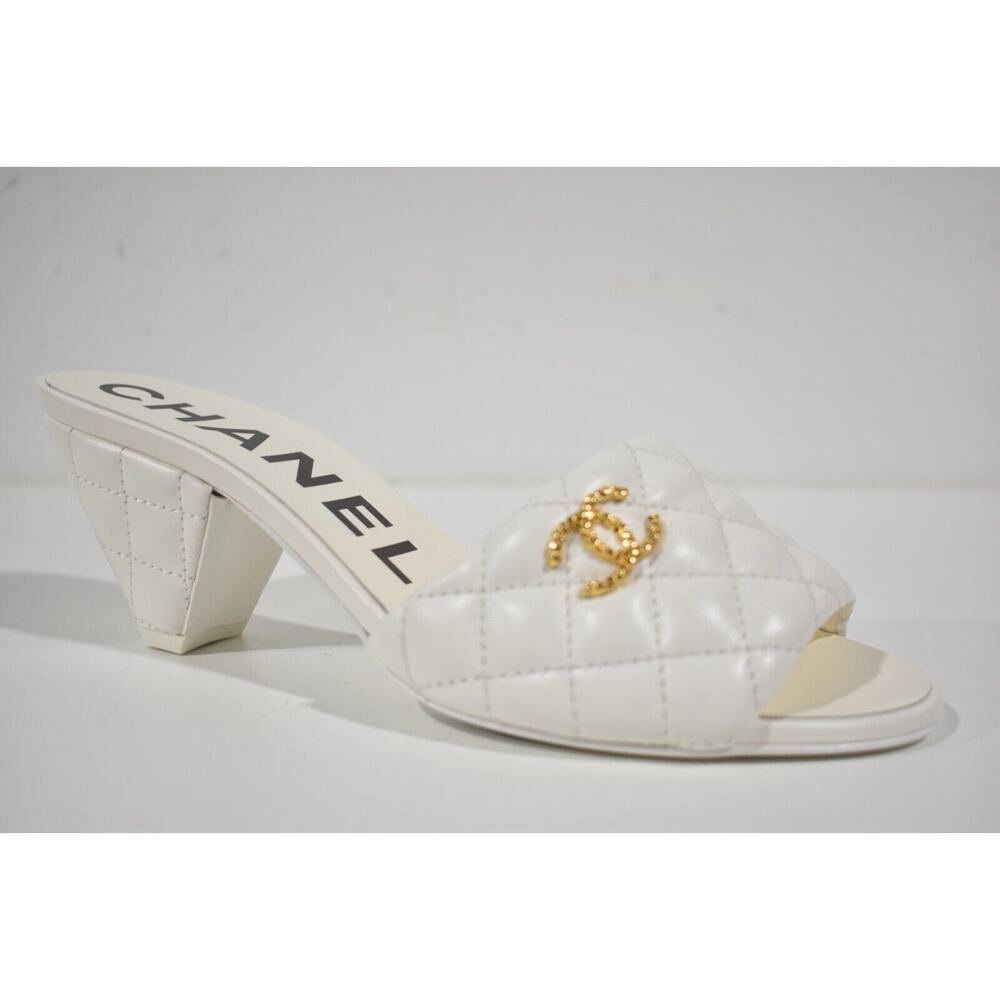 Chanel REV White Lambskin Quilted CC Gold Logo Cone Heel Mule Slide Sandal 38 - Picture 5 of 12